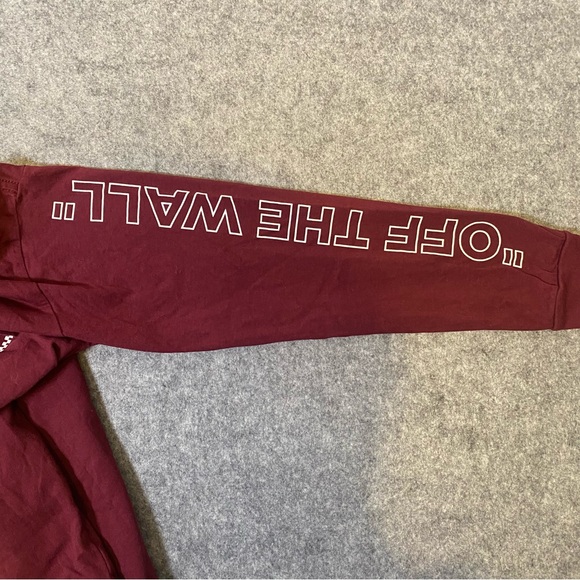Vans Boys Burgundy Graphic Long Sleeve Tee, Size SM (8-10) - Picture 6 of 8